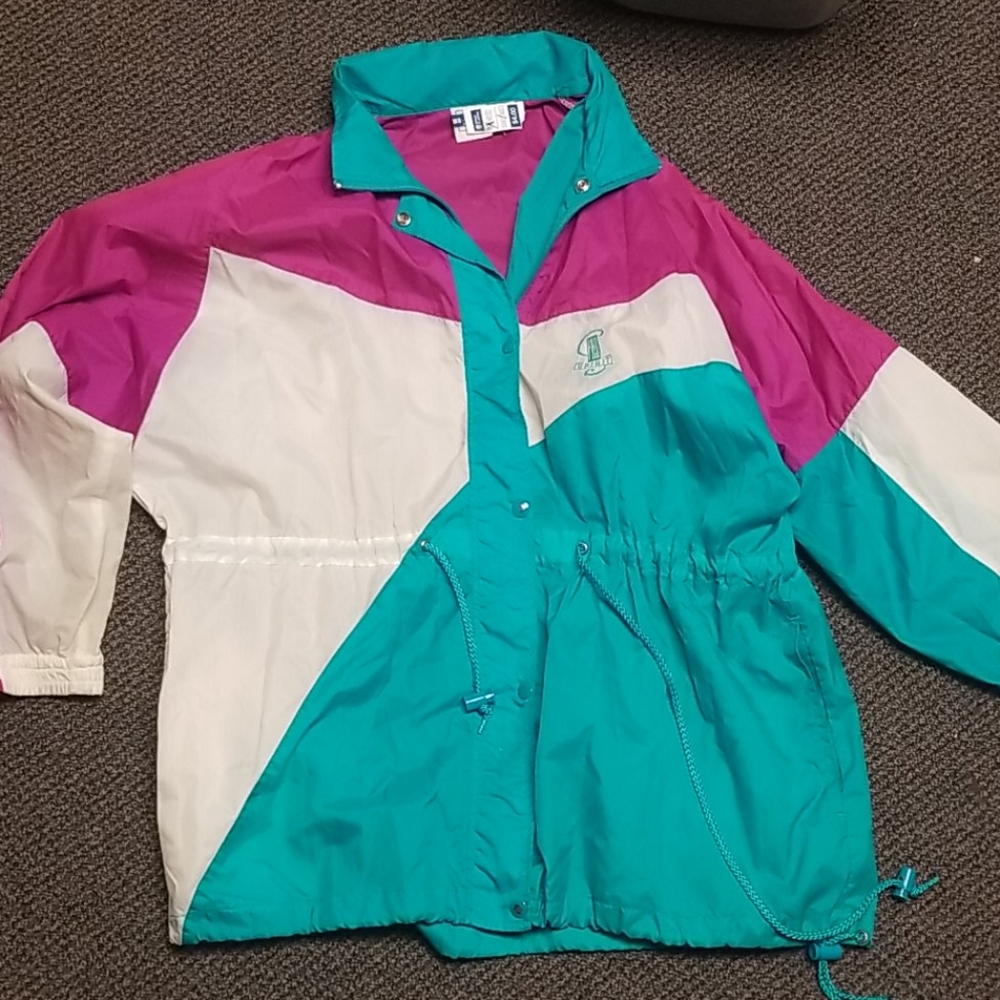 Wind breaker